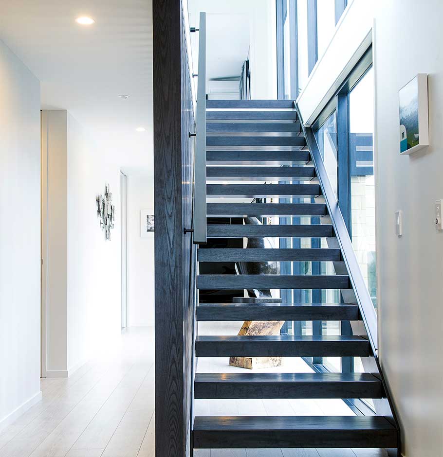 Bespoke stairs and ballustrade